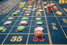 phdraem slots game categories overview on mobile screen